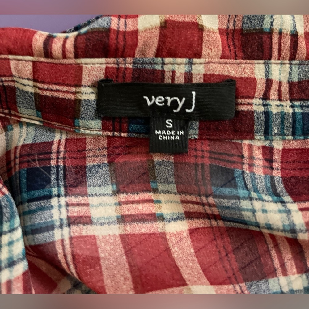 Very J Red and Blue Plaid Maxi Tunic. - Picture 6 of 7